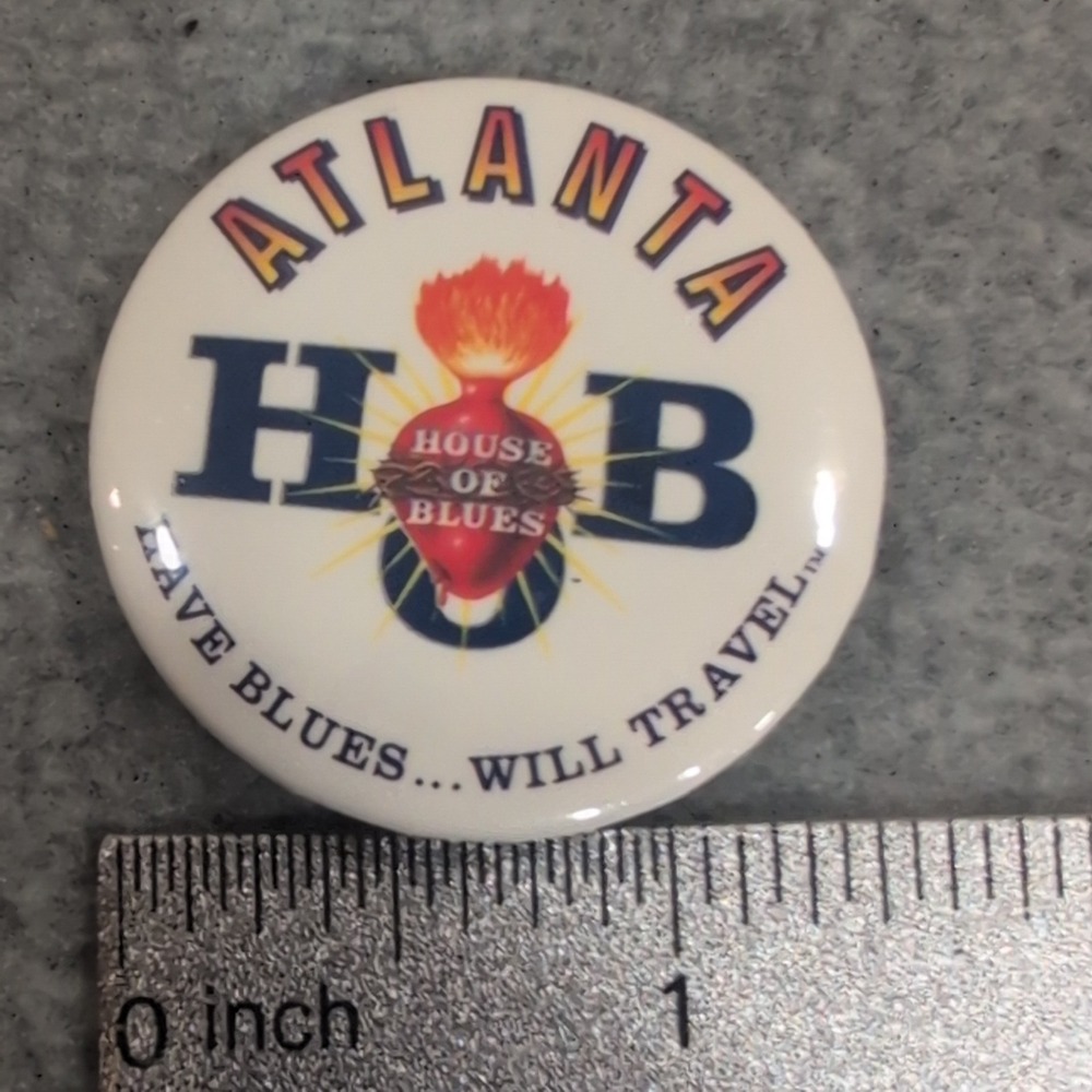 Vtg Atlanta House of Blues HB Have Blues Will Travel Button Pin Souvenir Pinback - Picture 3 of 3